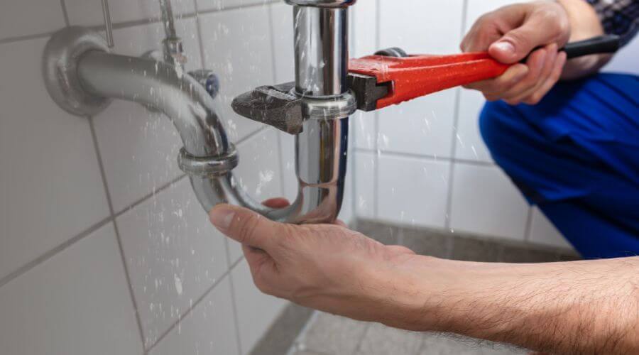 Expert burst pipe repair services in Farmingdale, ME